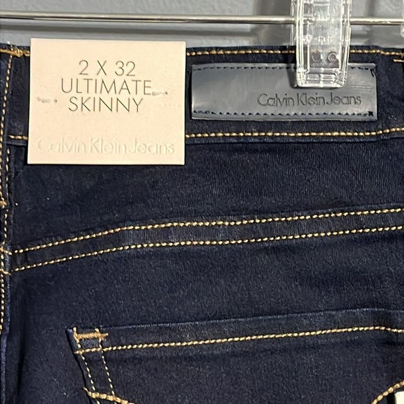 Ladies Calvin Klein jeans new with tags, 2/32 - Picture 9 of 9